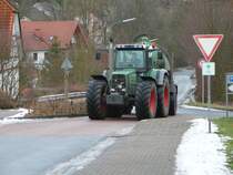 Fendt 926 mit G�llefa� unterwegs in 36100 Petersberg-Marbach am 20.01.2009