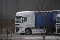 ROSWITHA BRUDERS: DAF XF105.460  SuperSpaceCab  in Niederschelden. (02.01.2009)