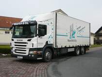 Scania P270 als Lieferfahrzeug eines regionalen Getr�nkegro�h�ndlers am 21.01.09 in 36100 Petersberg-Marbach zur Belieferung des Konrad-Trageser-Hauses