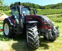 Valtra T214, schwerer Allradschlepper aus Finnland, Schleppertreffen Glottertal, Juli 2017