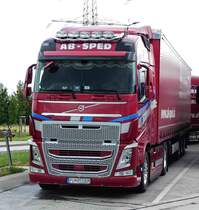 =Volvo von  AB-Sped  steht im Juli 2017 auf einem Rastplatz an der A 3