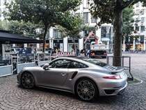 Porsche 911 (997), gesehen in der Innenstadt von Frankfurt am Main am 22.09.2017