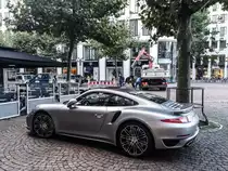 Porsche 911 (997), gesehen in der Innenstadt von Frankfurt am Main am 22.09.2017