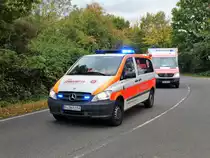Die Johanniter Mercedes Benz Vito NEF am 07.10.17 in Kriftel bei einer Katastrophenschutzübung an einer Berufsschule