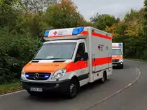 DRK Friedberg Mercedes Benz Sprinter RTW am 07.10.17 in Kriftel bei einer Katastrophenschutzübung an einer Berufsschule