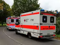 DRK Friedberg Mercedes Benz Sprinter RTW am 07.10.17 in Kriftel bei einer Katastrophenschutzübung an einer Berufsschule