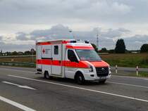 DRK Marxheim VW Crafter RTW am 07.10.17 in Kriftel bei einer Katastrophenschutzübung an einer Berufsschule