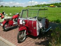 Auch ein Duo war mit von der Partie beim Oldtimertreffen in Auerbach Rebesgr�n