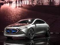 Mercedes-Benz Concept EQA auf der IAA 2017 Frankfurt Motor Show (September 2017).