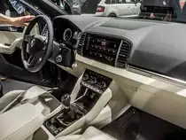 Interieur des Skoda Karoq (Yeti Nachfolger). Sitzprobe auf der IAA 2017 Frankfurt Motor Show (September 2017).