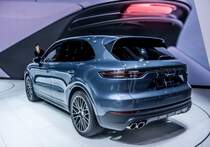 Rückansicht des Porsche Cayenne (ab 2017) auf der IAA 2017 Frankfurt Motor Show (September 2017).