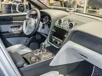 Bentley Bentayga Interieur. Aufnahme: IAA 2017 Frankfurt Motor Show (September 2017).