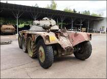 Spähpanzer Panhard EBR in Armeemuseums VHU Lešany am 7.10.2017