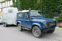=Land Rover Defender, gesehen anl. Ortsjubiläum von Fraurombach im August 2017
