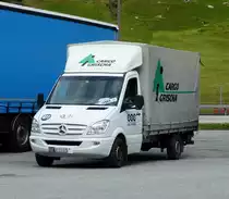 MB Sprinter von  Cargo Grischa  rastet am San Bernhardino im September 2017