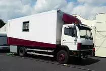 =MB 1320 eines Schaustellers steht beim Country-, Trucker- und Streetfoodfestival Fulda im Juli 2017