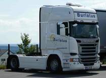 =Scania R 450 von BURLATUS steht beim Country-, Trucker- und Streetfoodfestival Fulda im Juli 2017