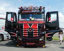 =MB Actros von MAINTALER steht beim Country-, Trucker- und Streetfoodfestival Fulda im Juli 2017