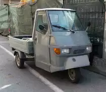=Piaggio Ape 50 steht im September 2017 in San Bartolomeo/I