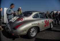 Porsche 356C Rückansicht, fotografiert auf der Hungaroring Classics am 01.10.2017.