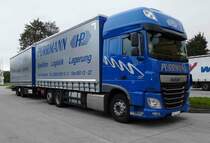 =DAF XF der Spedition PURRMANN steht auf einer Rastanlage an der A7, 09-2017