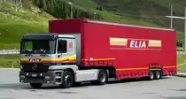 =MB Actros - Sattelzug von  Elia  rastet vor dem San Bernhardino-Tunnel, 09-2017