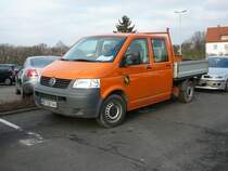 VW T5 als Doppelkabiner mit kurzer Ladefl�che der Firma  Bickard-Bau  am 26.01.2009 in Fulda Lehnerz