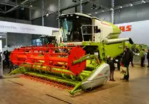 Claas Avero 240 mit Cero 560 am 18.11.17 auf der Agritechnica in Hannover