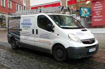 =Opel Vivaro von MÜLLER+BUG steht im November 2017 in Fulda