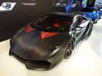Museo Lamborghini Sant'Agata Bolognese, Sesto Elemento, BJ 2010, 5.2 V10 Motor, 570 KW (30.10.2017)