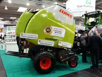 Claas Variant 485 RC Rundballenpresse am 18.11.17 auf der Agritechnica in Hannover