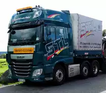 =MAN-Sattelzugmaschine von STL rastet an der A7 im September 2017