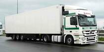 =MB Actros-Sattelzug aus Polen rastet an der A 3 im November 2017