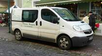 =Opel Vivaro der Firma  Fliesen-Wagner  steht im November 2017 in Fulda