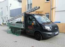 =Ford Transit von HERDLING-Bedachungen steht im November 2017 in Taunusstein