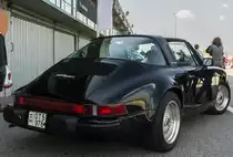 Porsche 911 (964) Targa (Rückansicht) in ausgezeichnetem Zustand. Foto: Hungaroring Classic am 01.10.2017.