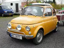 =Fiat 500, gesehen bei der Bulldogmesse in Alsfeld im Oktober 2017