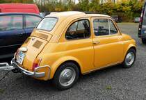 =Fiat 500, gesehen bei der Bulldogmesse in Alsfeld im Oktober 2017