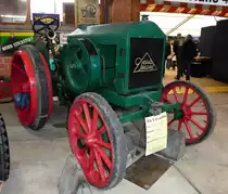 =Deutz MTZ 220, Bj. 1929, stand zum Verkauf bei der Bulldogmesse in Alsfeld im Oktober 2017