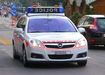 Opel VD 284013 unterwegs in Montreux am 13.12.2008