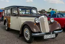 IFA F8 (Nachfolger des DKW F8), Kombikarosserie mit Holzdeckung an der Seite, fotografiert auf der Hungaroring Classic am 01.10.2017.