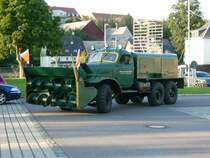 Er kahm am Vortag des 11.Bulldogtreffen mit lautem getse am. Der Zil 157 Schneefrse der Gterkraftverkehr Krotscham-Rothensehma