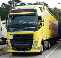 =Volvo FH-Sattelzug der Spedition  Discordia  rastet im September 2017 an der A 5