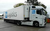 =MB Actros-Sattelzug von  ilo logistics  rastet im September 2017 an der A 5
