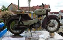 =Simson Spatz, gesehen beim Ortsjubiläum von Spahl im Juni 2017