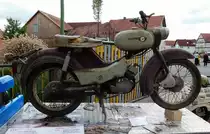 =Simson Spatz, gesehen beim Ortsjubiläum von Spahl im Juni 2017