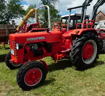 =IHC Farmall D 430, gesehen beim Ortsjubiläum von Spahl im Juni 2017