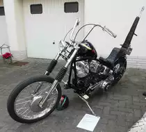 =Harley Davidson Chopper, Bj. 1948, gesehen beim Ortsjubiläum von Spahl im Juni 2017