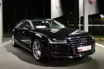 Audi A8 am 25.12.2017 auf dem frei zugänglichen Gelände des Audi Zentrum Aachen Jacobs Automobile GmbH Zweigniederlassung Geilenkirchen