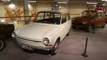 DAF 44 der niederländischen Polizei. Vorgestellt wurde der DAF 44 im Jahr 1966. Eingestellt wurde die Produktion im Jahr 1976. Unter der Motorhaube verrichtet ein 2-Zylinderboxermotor mit einem Hubraum von 844 cm³. Dieser leistet 34 PS. DAF-Museum Eindhoven am 05.01.2016.